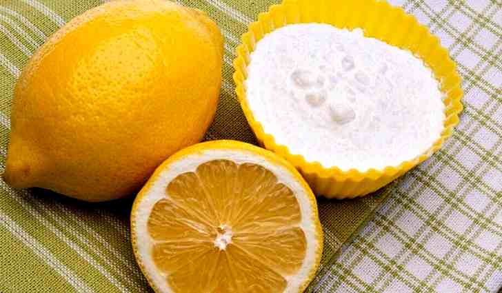 Лимон и натрий двууглекислый