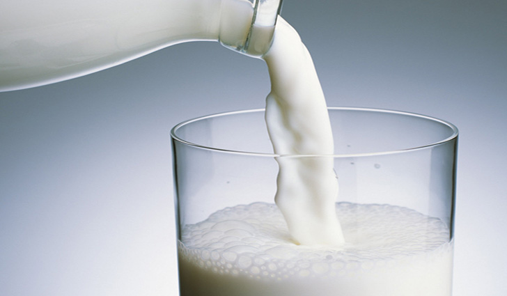 Натуральное молоко без примесей и консервантов